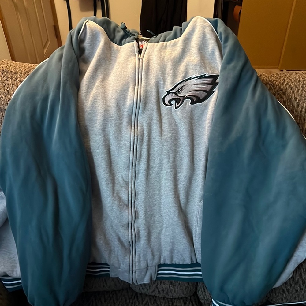 NFL 8x gray and green hoodie